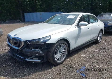 2024 BMW 530 I xDrive из США, поврежденный, VIN WBA53FJ00RCS08953